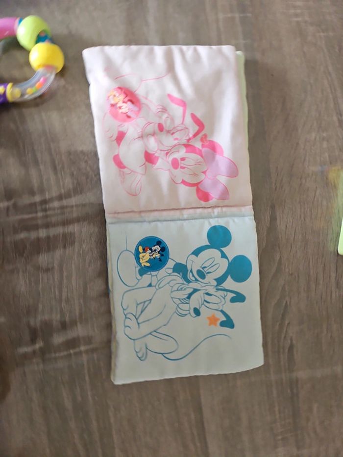 Lot hochets et jouets - photo numéro 9