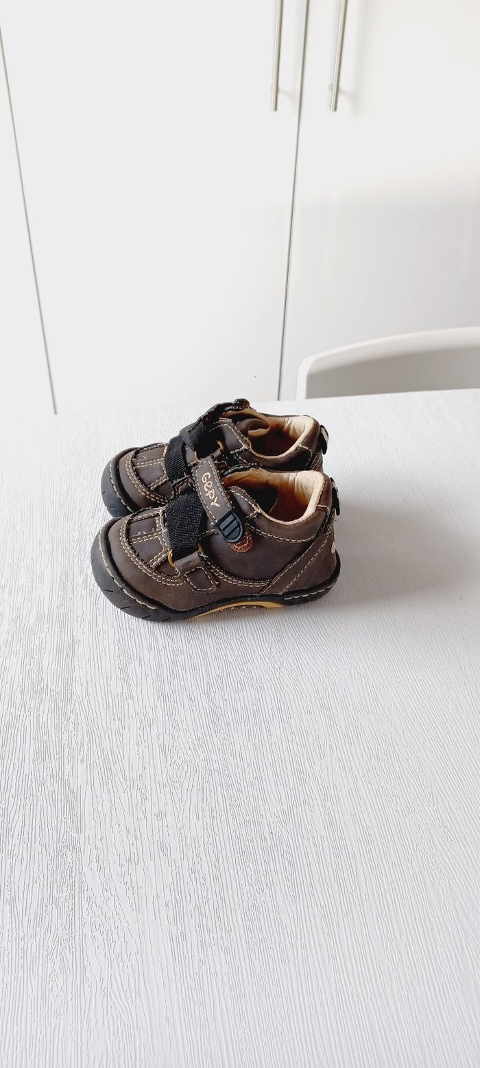 Chaussure taille 19 gepy - photo numéro 3