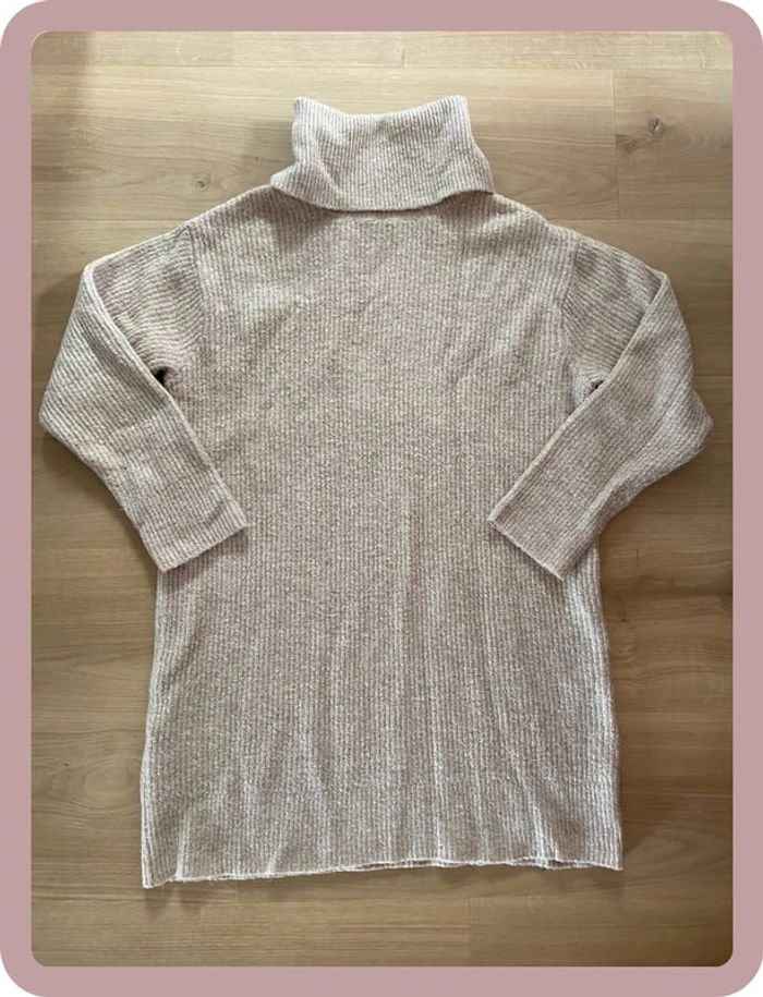 Robe pull en laine col roulé