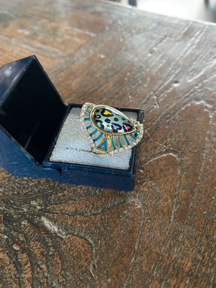 Magnifique bague réglage avec strass et pierre façon léopard - photo numéro 4
