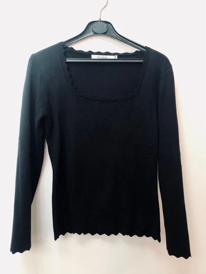 Haut très féminin by Clara