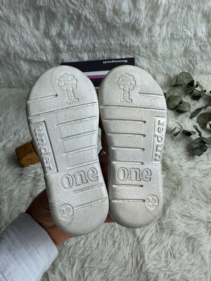 Paire de sandales rose Romagnoli taille 22 - photo numéro 6