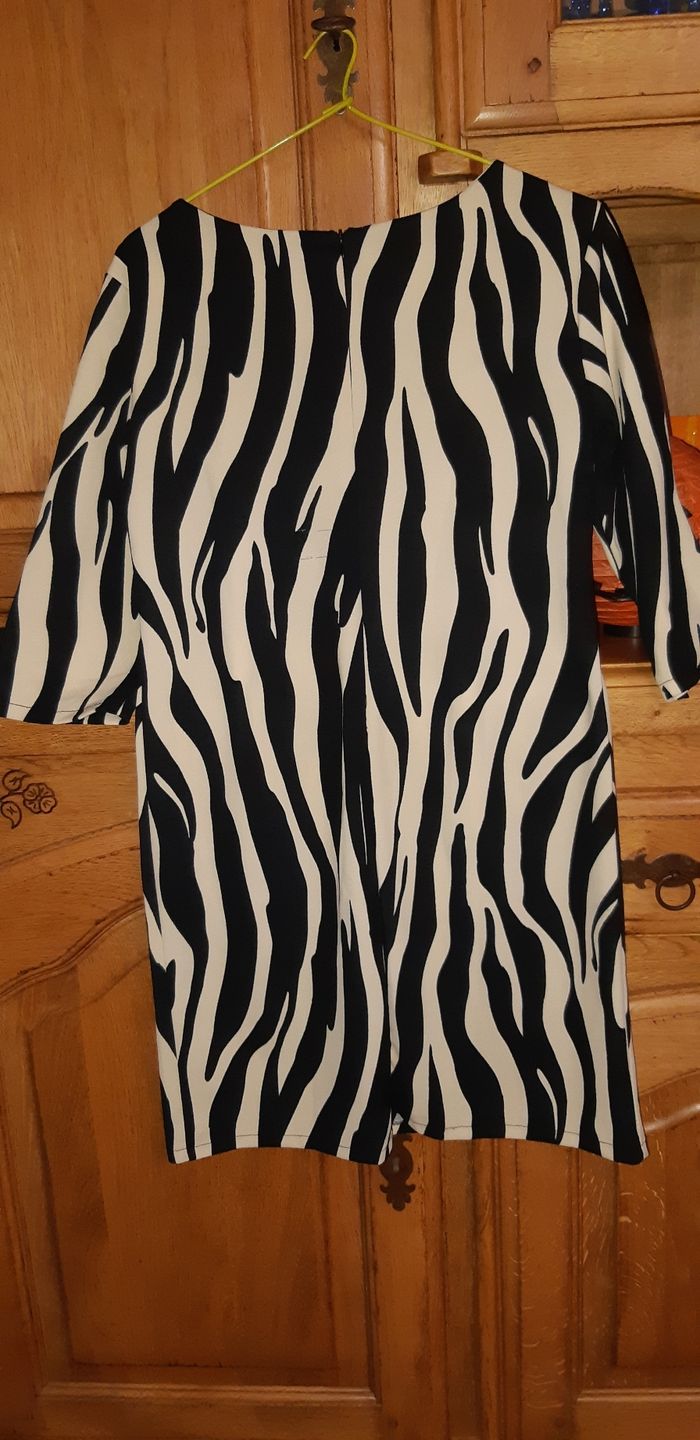 Robe femme - photo numéro 2