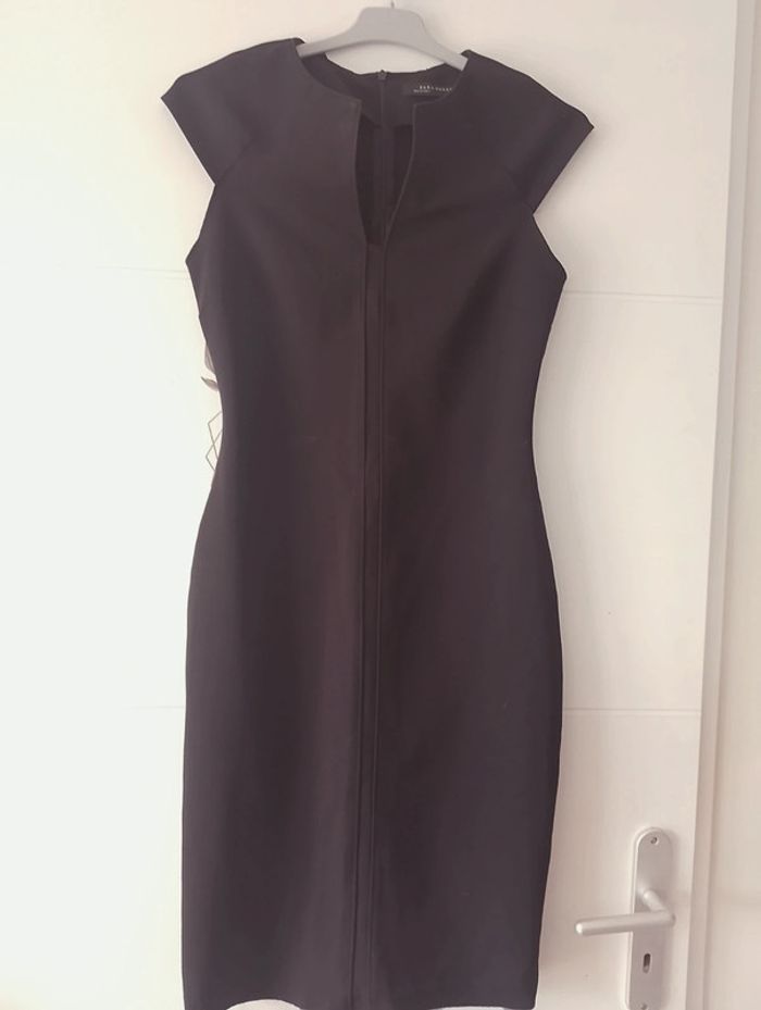 Robe noir - photo numéro 2