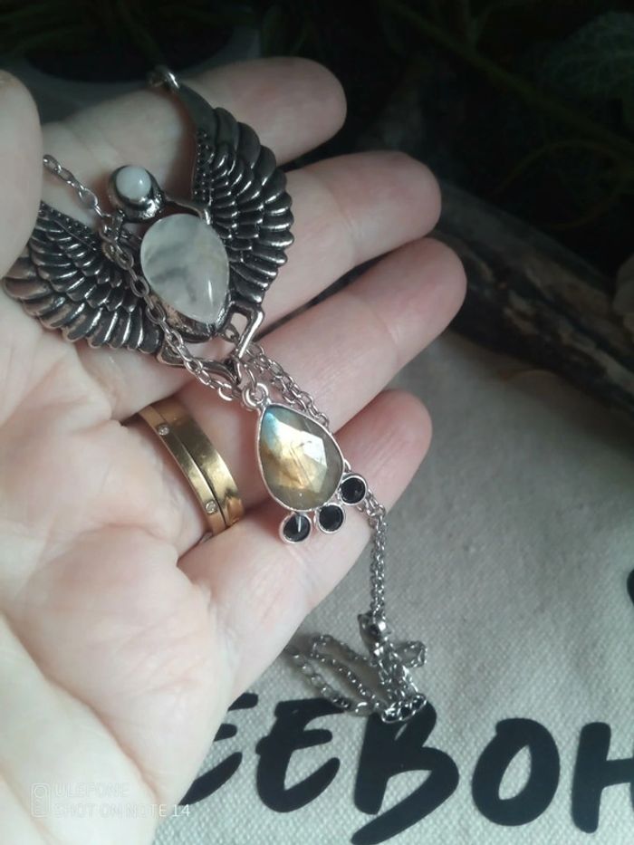 Collier scarabée argenté et pierres semi précieuses - photo numéro 2