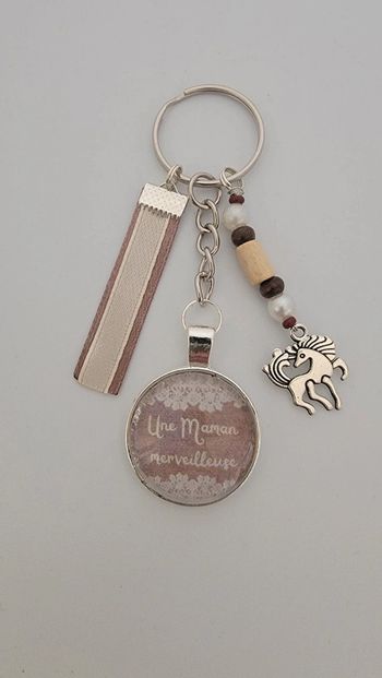 Porte clé maman, cadeau fête des mères " maman merveilleuse "