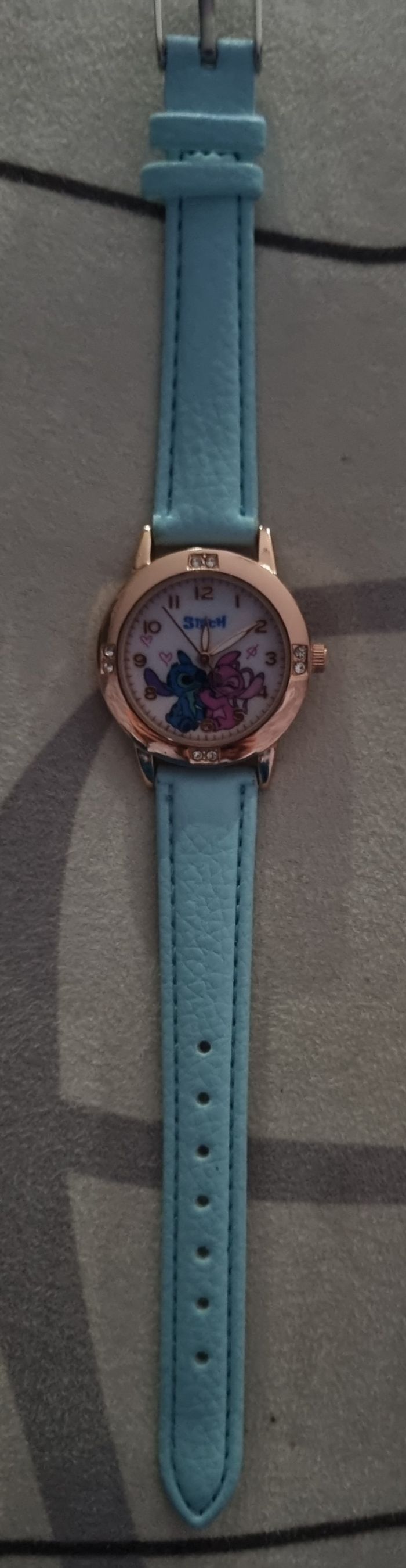 Montre stitch - photo numéro 2