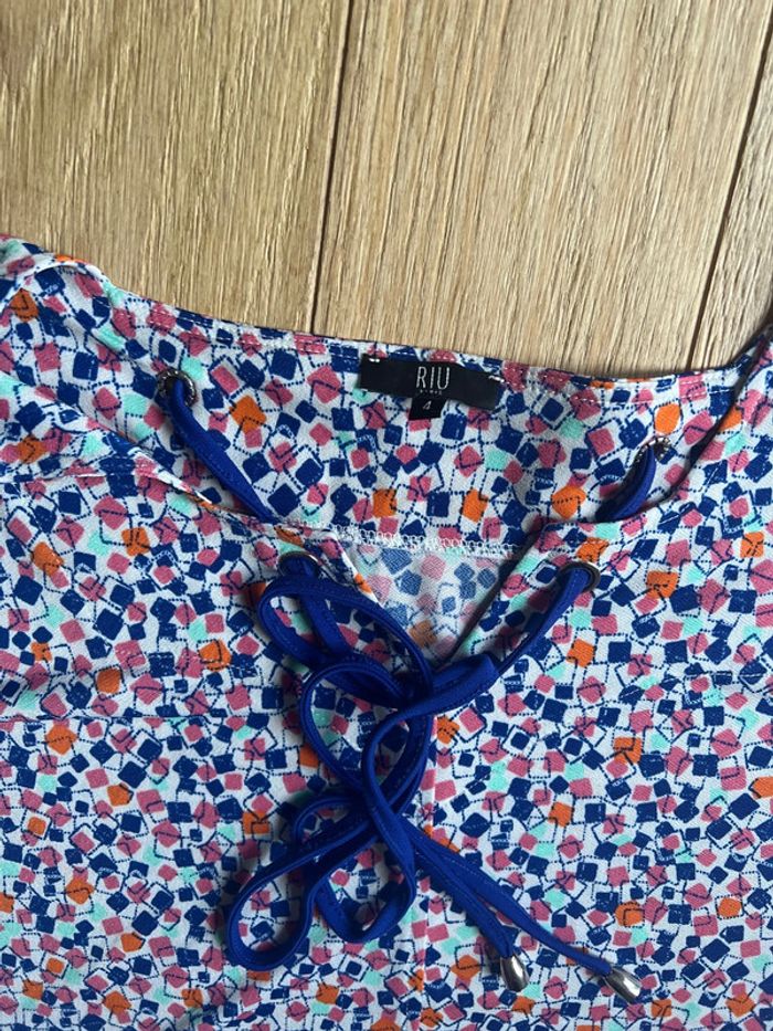 Vends lot de 2 tee-shirt Jacqueline riu taille 4- bon état - photo numéro 3