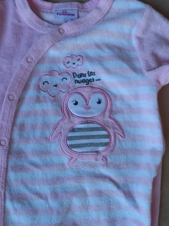 Pyjama / grenouillère velours 6 Mois - photo numéro 3