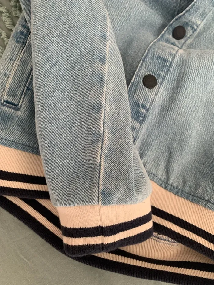 Veste jean avec capuche - photo numéro 5