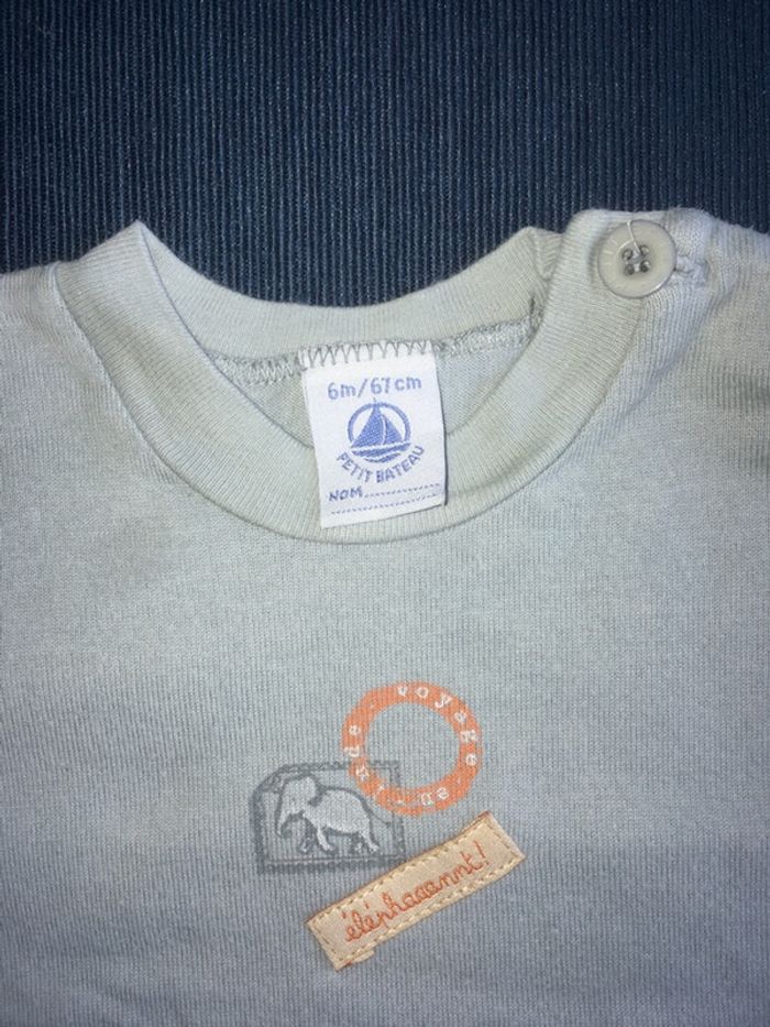 Tee-shirt vert Petit Bateau 6 mois - photo numéro 2