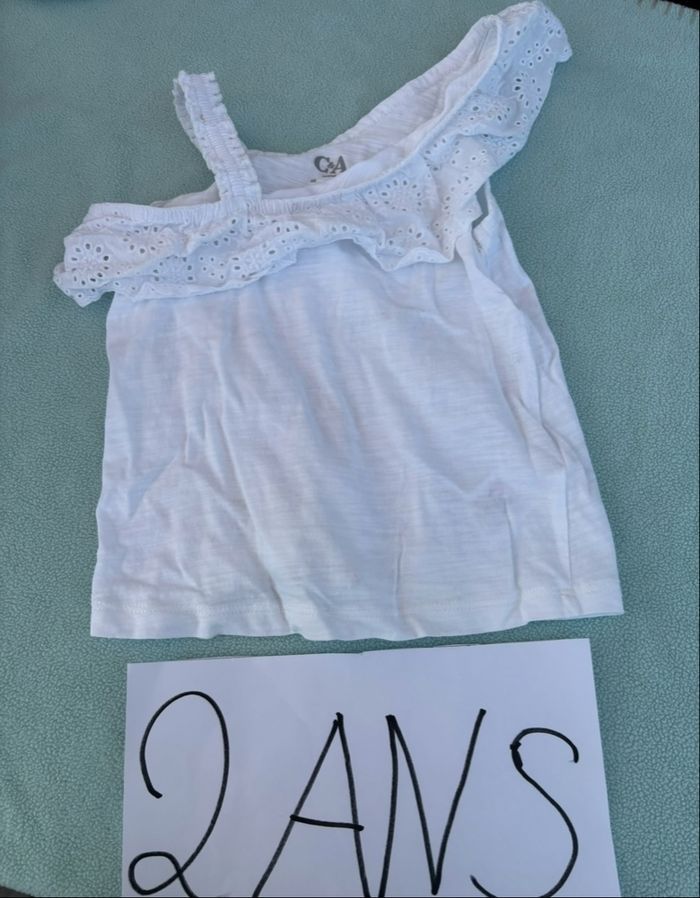 Top asymétrique blanc - photo numéro 2