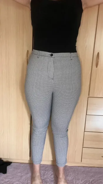 Pantalon noir et blanc