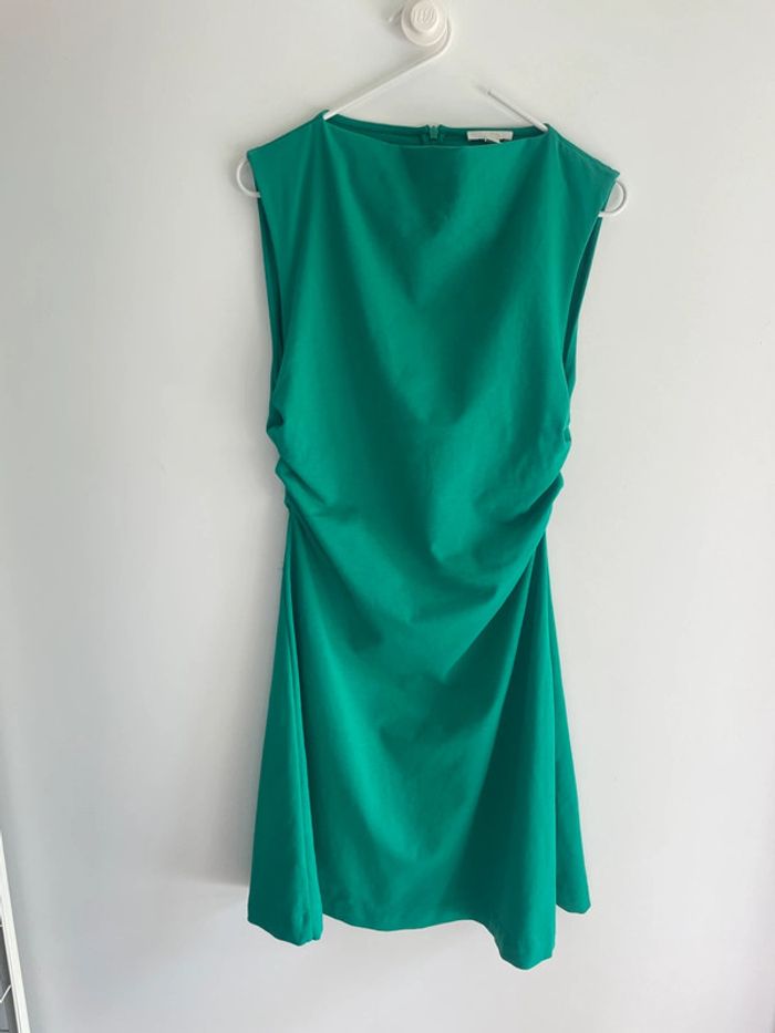 Robe verte froncée en jersey COS – M