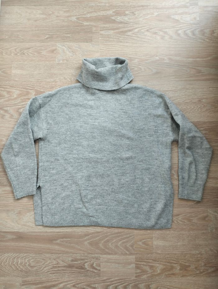 Pull col roulé taille L