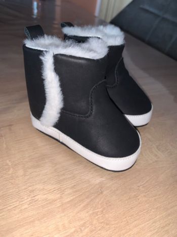 Bottes fourrées noires
