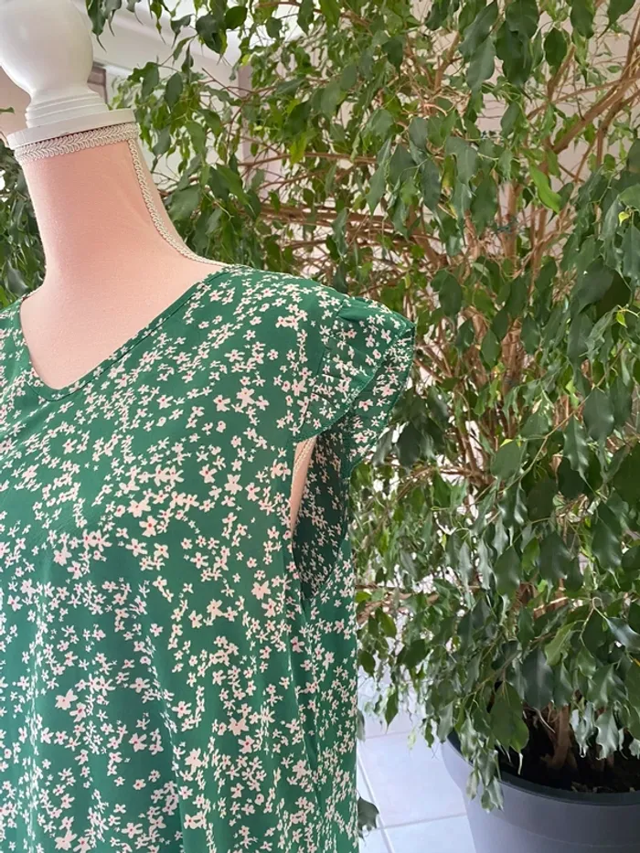 Robe verte à fleur - photo numéro 5