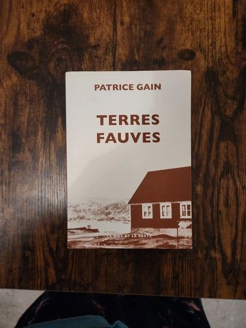 Livre : Terres fauves