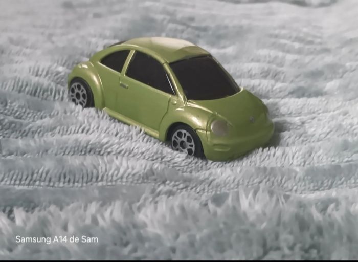 Volkswagen new beetle maisto