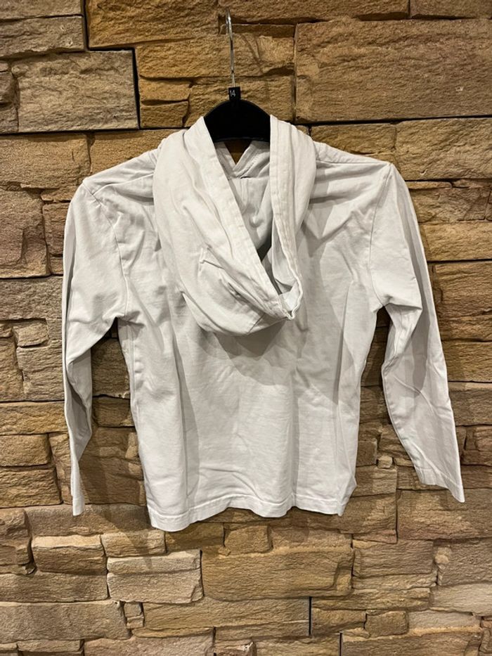 T-shirt manches longues à capuche 6 ans - photo numéro 3