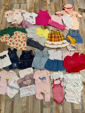 Lot vêtements bébé fille 6 mois