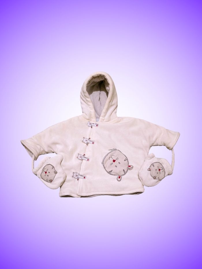 Manteau Bébé Kimono Blanc Petit Kimbaloo – Motif Tête de Chat Mignon – Avec Moufles Assorties – 1 mois, 50 cm – Très Bon État