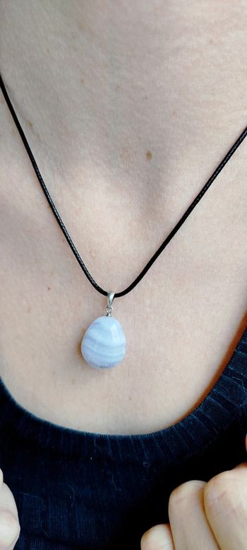 Collier Calcédoine bleu