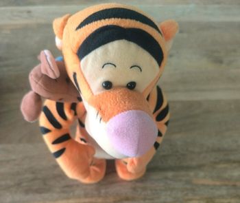 Peluche interactive Tigrou avec petit gourou Disney