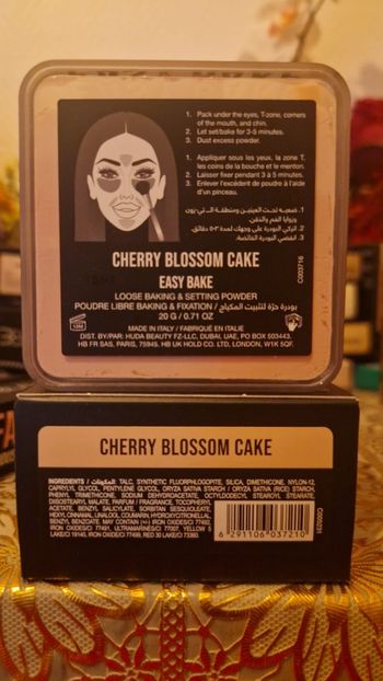 Hudabeauty poudre banana bread easy bake 20g neuf jamais utilisé jamais ouvert