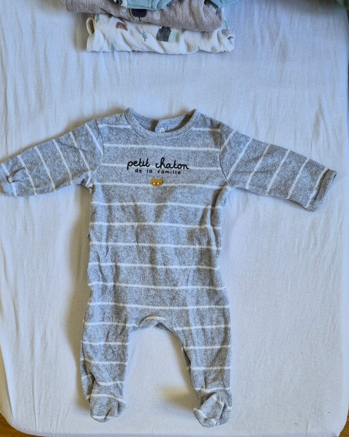 Lot de 6 Pyjamas velours 3 mois kiabi - photo numéro 7