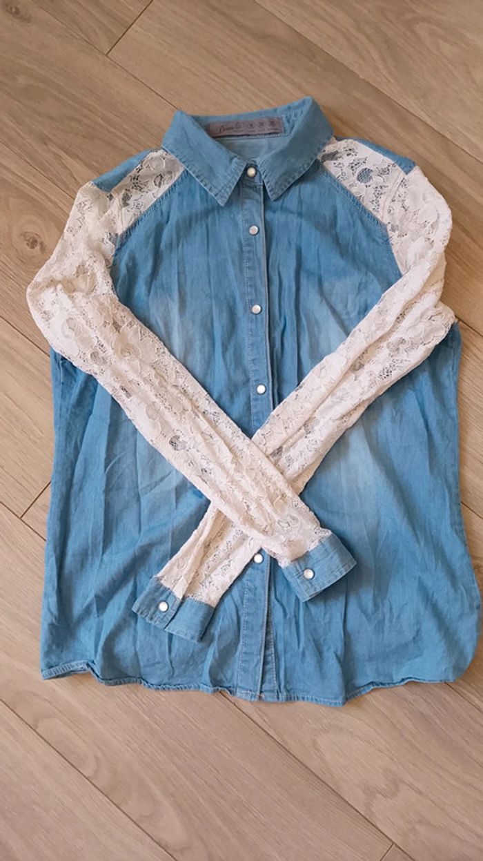 Chemise en jeans et dentelle - photo numéro 4