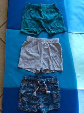 3 shorts 12 mois