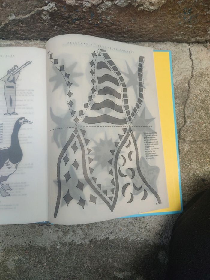 Livre peinture et décors au pochoir - photo numéro 13