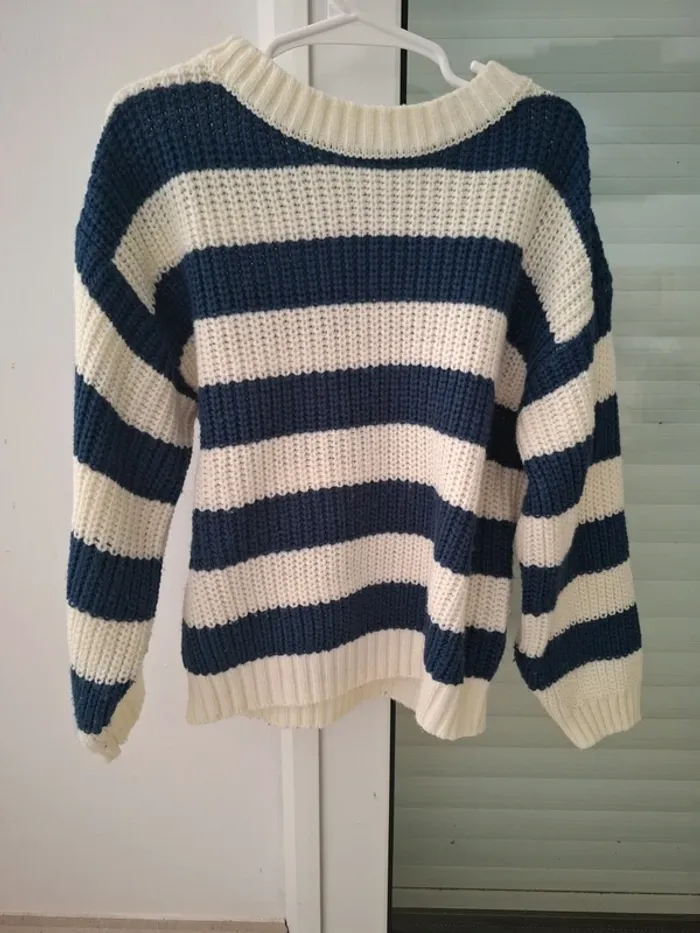 Pull rayé 6 ans - photo numéro 2
