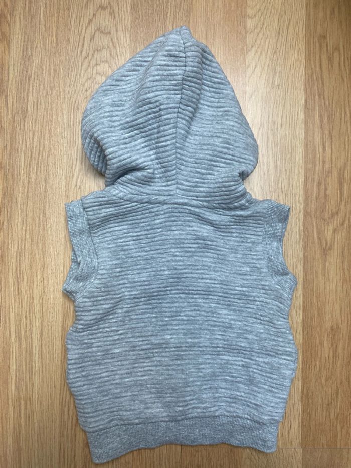 Gilet à capuche sans manches - photo numéro 3