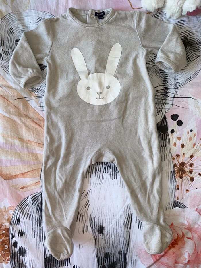 Lot 3 pyjamas, taille 9 mois, marque Kiabi. - photo numéro 4