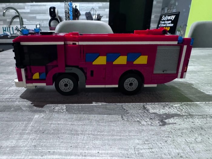 Camion de pompiers Belge en block prototype - photo numéro 2