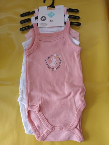 lot 3 bodies sans manches fille tex baby 67 cm 6 mois