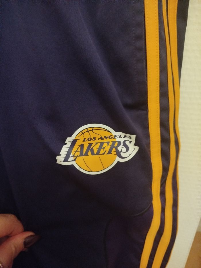 Ensemble de sport Lakers - photo numéro 4