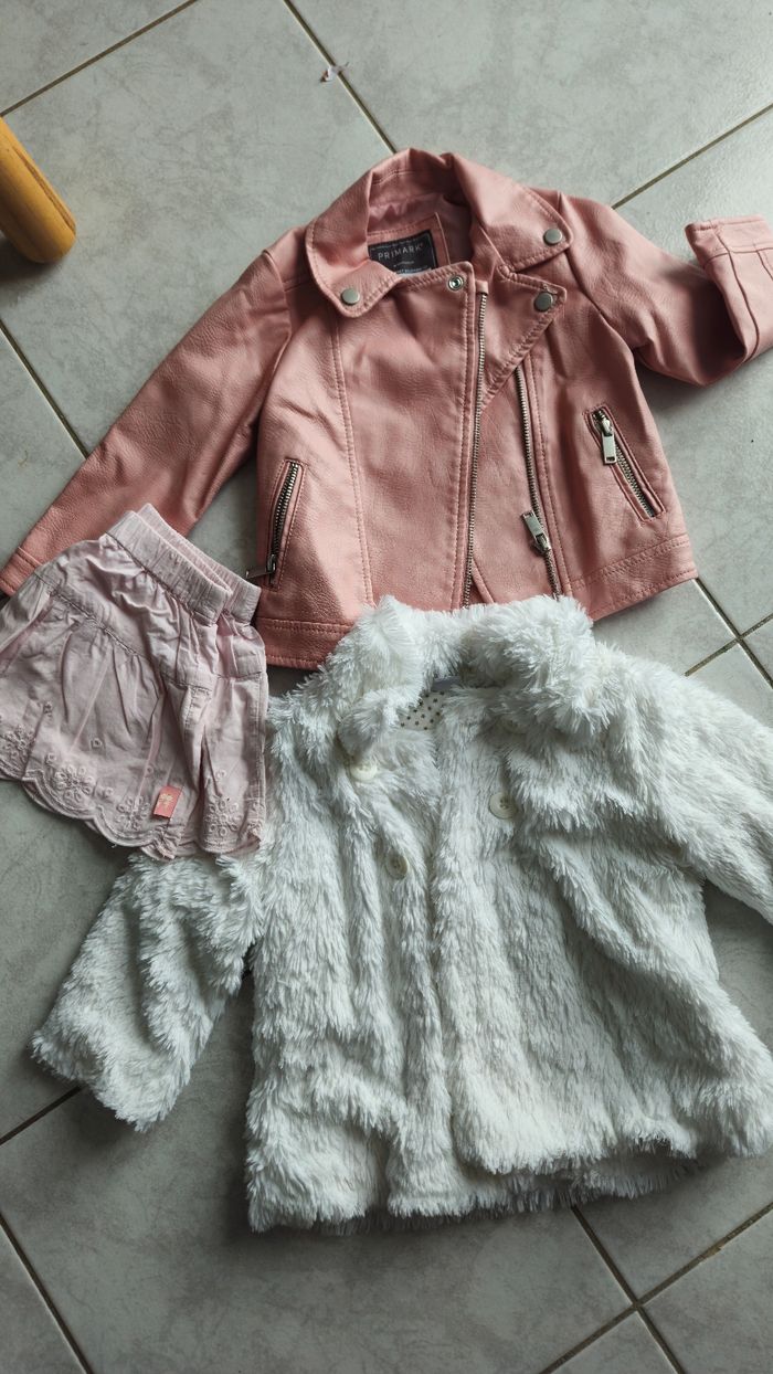 Lot vetements fille 18 mois