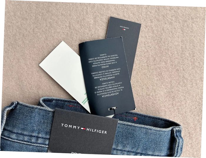 Jeans bleu foncé Tommy Hilfiger homme W30L34 denton straight neuf avec étiquette - photo numéro 5