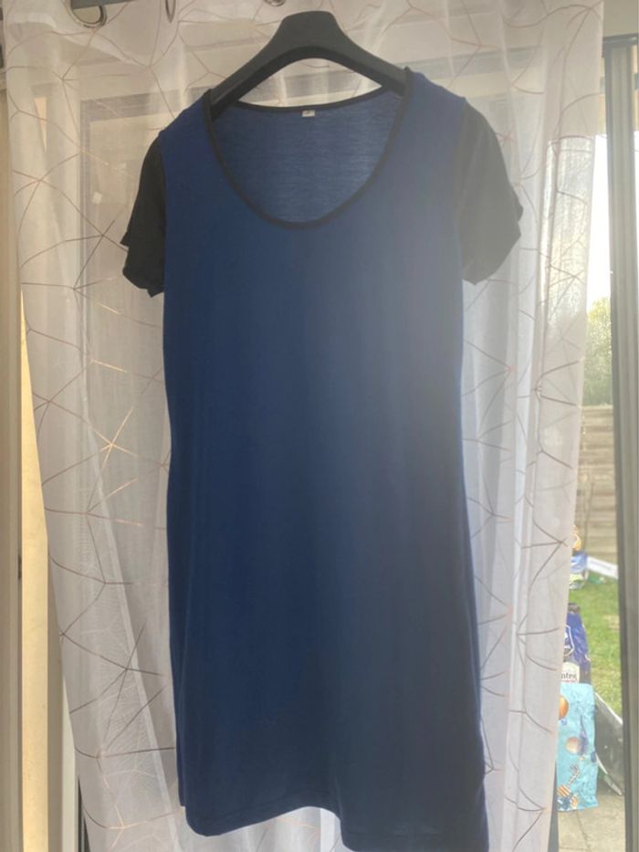 Robe bleu marine