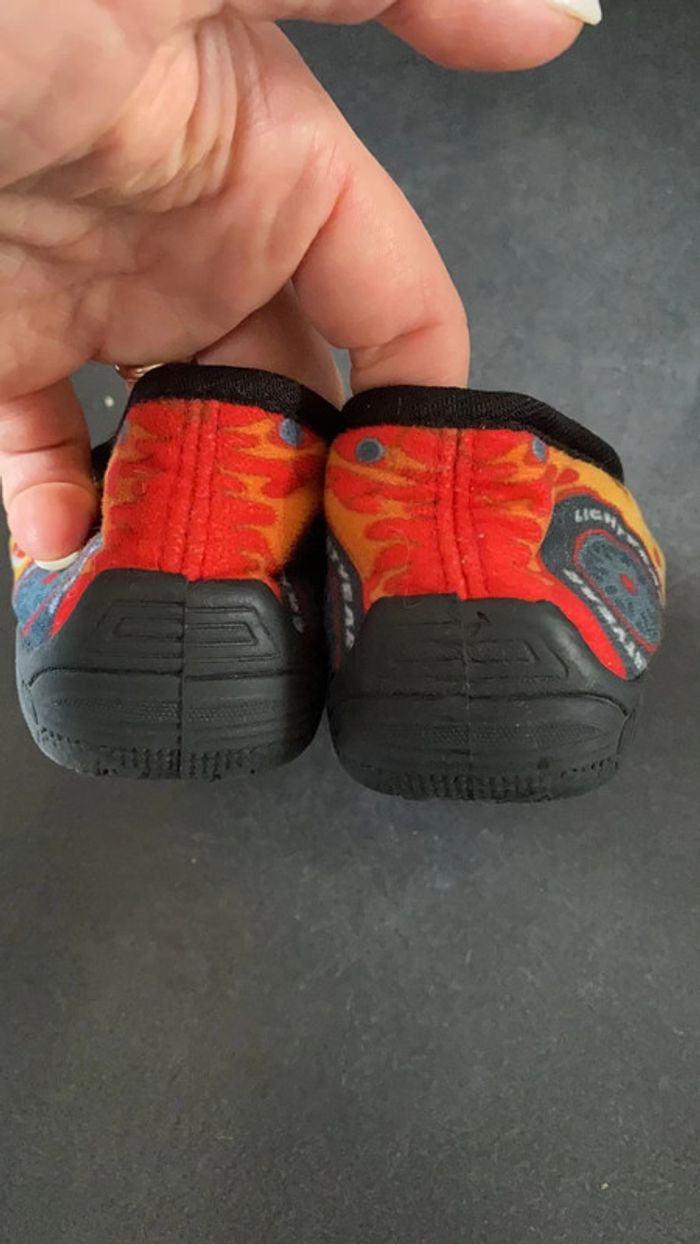 Chaussons garçon Cars p.22 - photo numéro 3