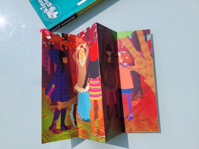 7 livres romans Kinra Girls : tome 1 collector GF, tomes 3, 8, 9 et 10 et Hors-Série 2 et 3 - photo numéro 7