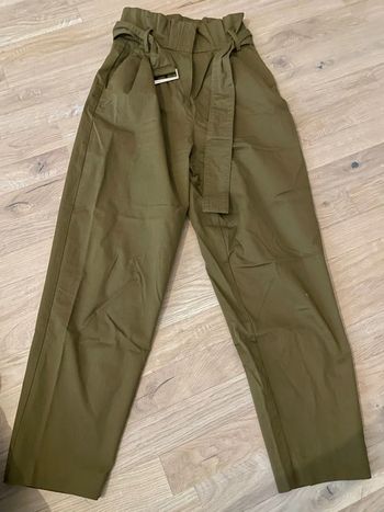 Pantalon ceinturé habillé kaki