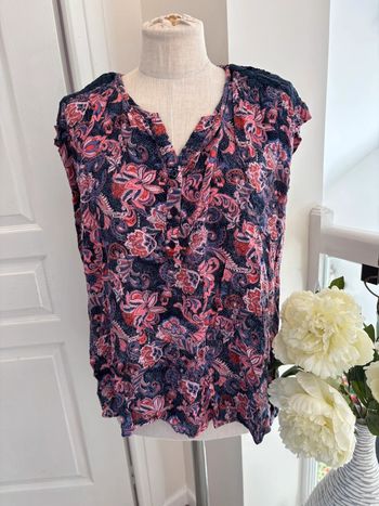 Haut sans manches T44