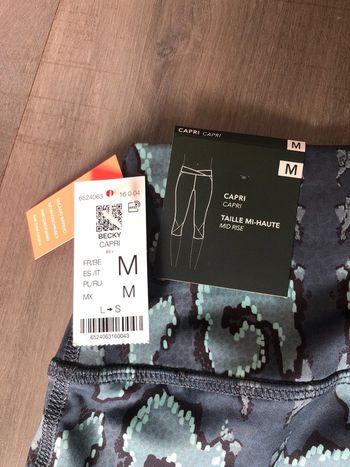 Legging sport Etam taille M coupe capri imprimé python gris bleu