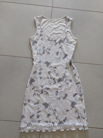 Robe d'été avec voilage taille M /38
