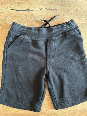 Short orchestra noir 3 ans