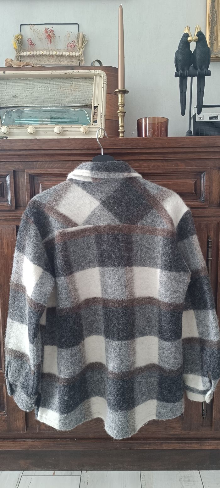 Surchemise - photo numéro 2